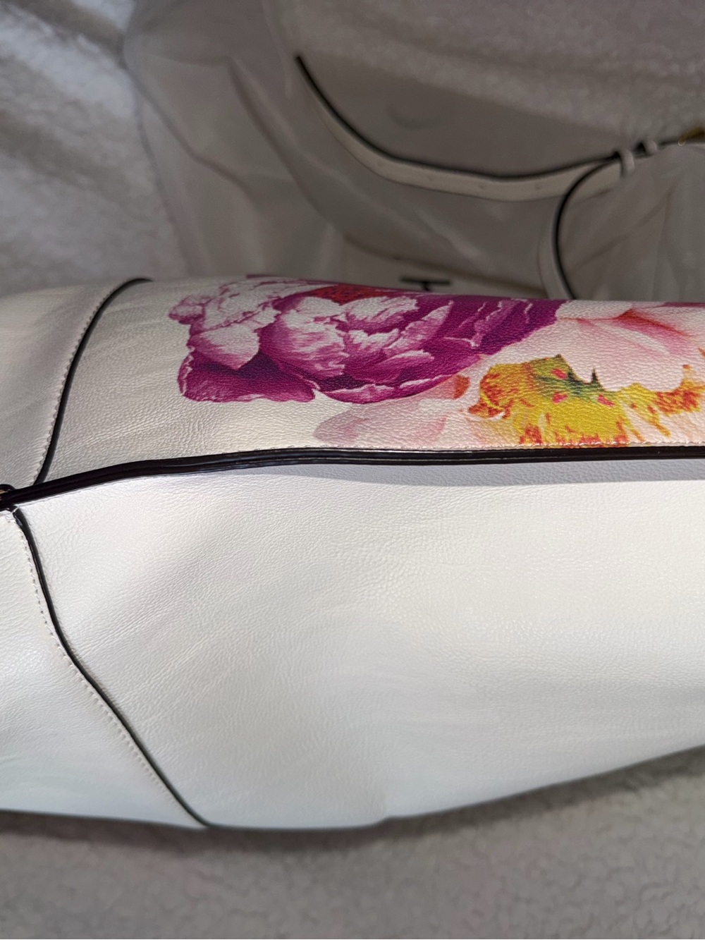 CALVIN KLEIN LARGE FLORAL TOTE - Picture 10 of 10